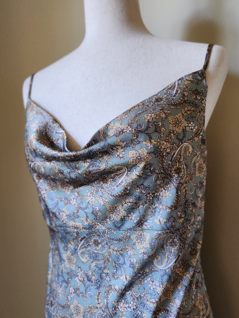 Paisley Cowl Neck Satin Slip Midi Dress Blue Tan Size M Medium Moodie